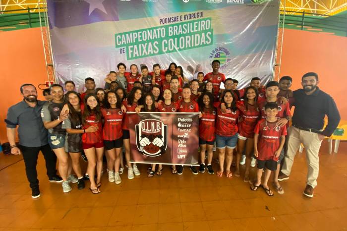 Atletas do projeto Quem Luta Não Briga conquistaram 30 medalhas no Campeonato Brasileiro