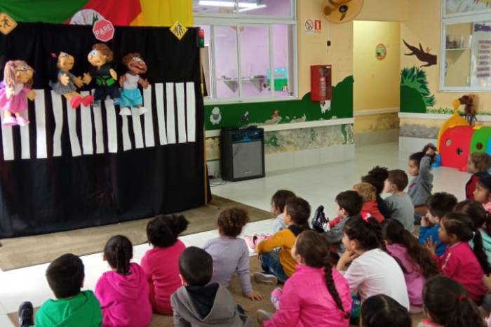 Entrega dos trabalhos dos estudantes, sobre o tema No Trânsito, Escolha a Vida, vai até o dia 17 de outubro