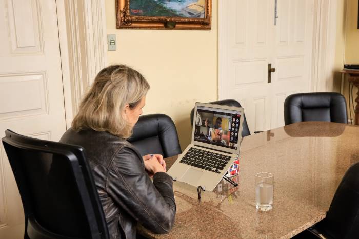 Por meio de conferência virtual, prefeitos da região sul debateram as formas de solicitação de recursos para restabelecimento e reconstrução de áreas afetadas em eventos climáticos