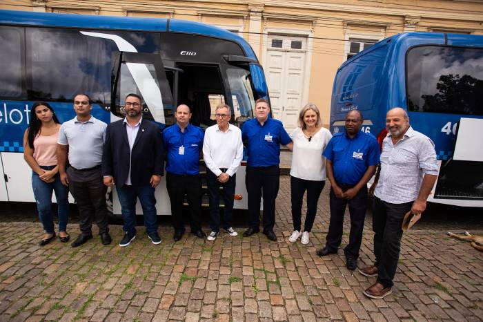 Veículos contam com acessibilidade e ar condicionado. Renovação tem objetivo de propiciar mais conforto aos usuários da colônia