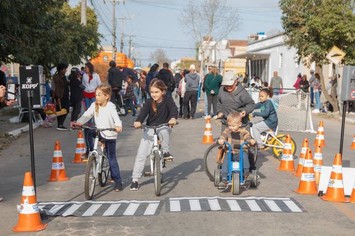 O evento acontece na Rua Saturnino de Brito, no bairro Simões Lopes, sendo gratuito e aberto a toda a comunidade