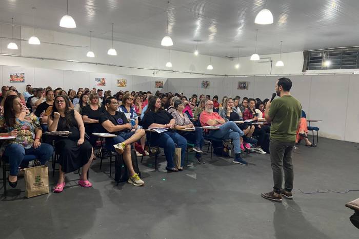 Iniciativa da Smed em parceria com o IFSul/Cavg capacitou candidatos aos cargos de direção nas escolas municipais