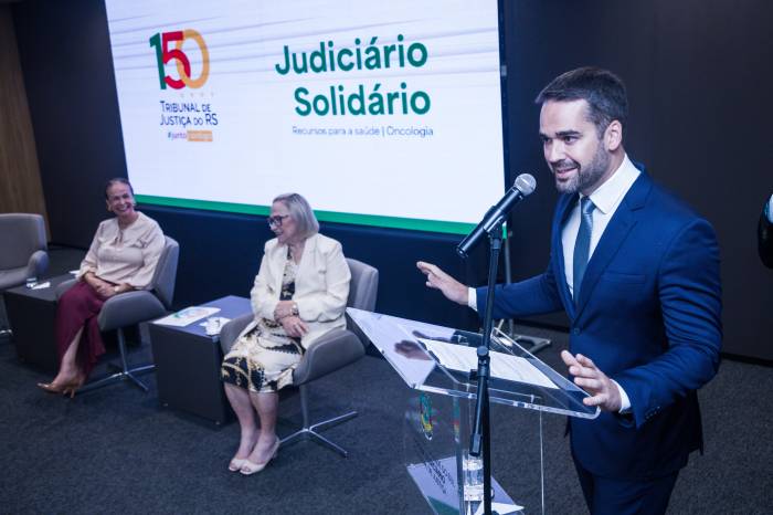 Vice-prefeito participou da oficialização dos recursos em Porto Alegre