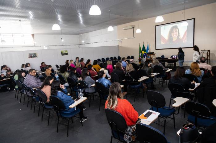 Encontro ocorreu nesta quarta-feira no auditório da Secretaria de Educação