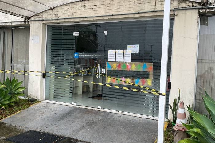 Prédio está impossibilitado para o funcionamento normal das atividades e suspensão visa garantir a segurança dos servidores e comunidade