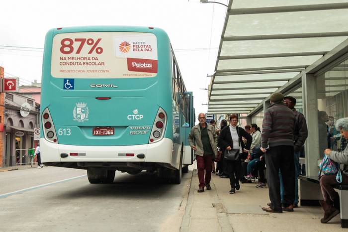 Planilha analisada pela Secretaria de Transporte e Trânsito apresentou valores elevados. Prefeitura busca alternativas para que os aumentos não impactem os usuários
