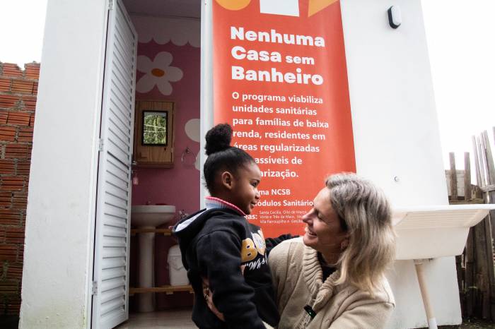 Foram construídos 22 módulos sanitários, do total de 200 em seis áreas da cidade