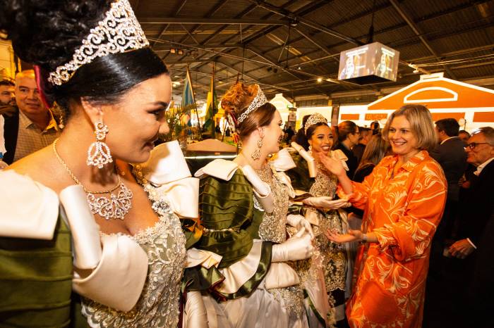 Cerimônia contou com a presença de autoridades e marcou o aniversário de 60 anos da CDL Pelotas