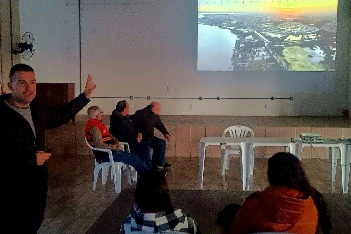 Audiência realizada na terça-feira (5) expôs as ações de resposta do município às inundações este ano e ouviu demandas dos moradores