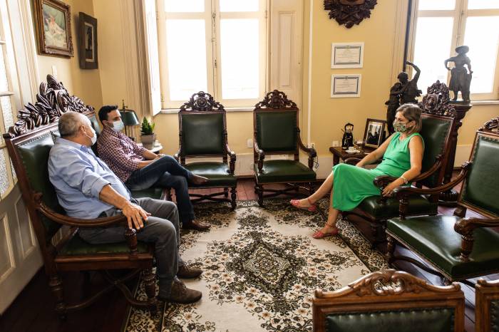 Paulo Roberto Brum e Marcelo Gregório apresentaram as potencialidades e desafios do município de origem