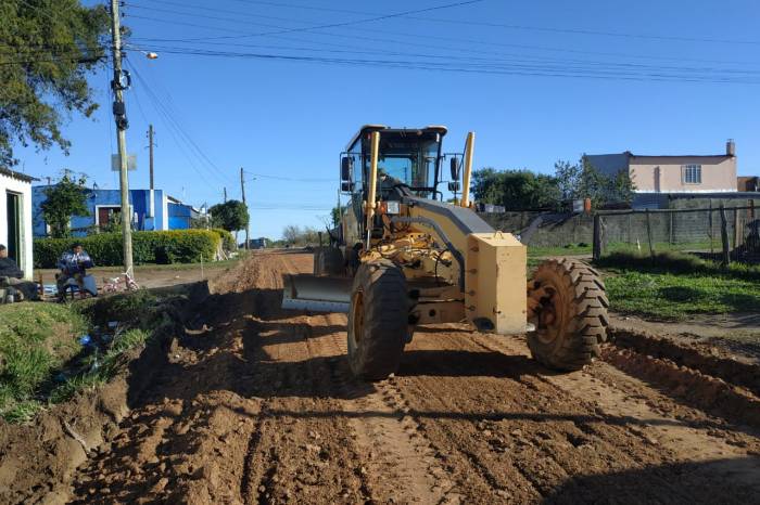 Intervenção faz parte do projeto Pavimentação nos Bairros, inserido no programa municipal #ObraNoBairro