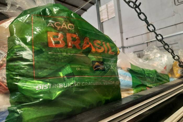 As cestas foram disponibilizadas pela Fundação Cultural Palmares e a previsão é de que sejam distribuídas na semana que vem