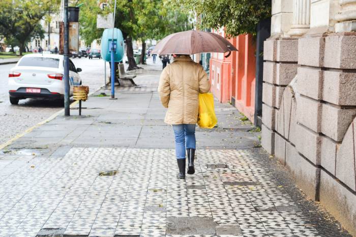 Setores envolvidos não registraram chamados de emergência, embora as precipitações fortes e com descargas elétricas