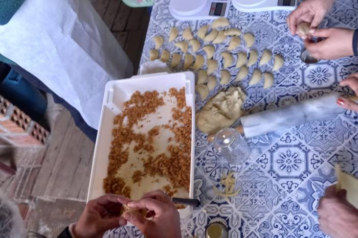 Turma de 15 produtoras rurais participam das aulas para preparação de iguarias variadas