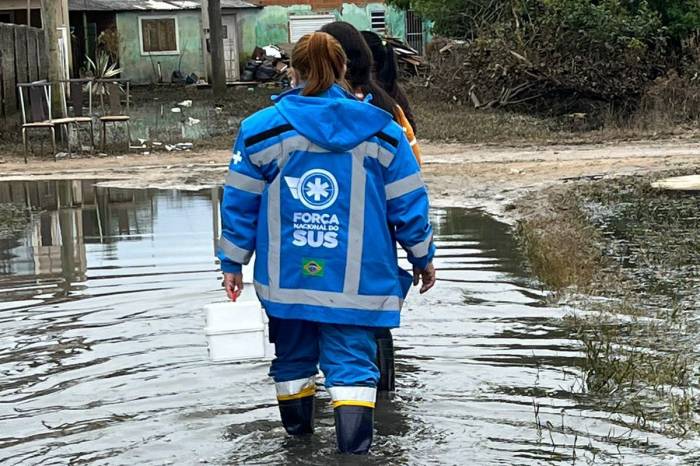 Evento se estende até o dia 20 deste mês a fim de recuperar o atendimento a pacientes crônicos e incluir moradores da Colônia de Pescadores em tratamentos de saúde