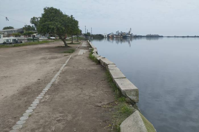 Ação é preventiva diante do nível das águas do Canal São Gonçalo e previsão de chuvas intensas para a cidade