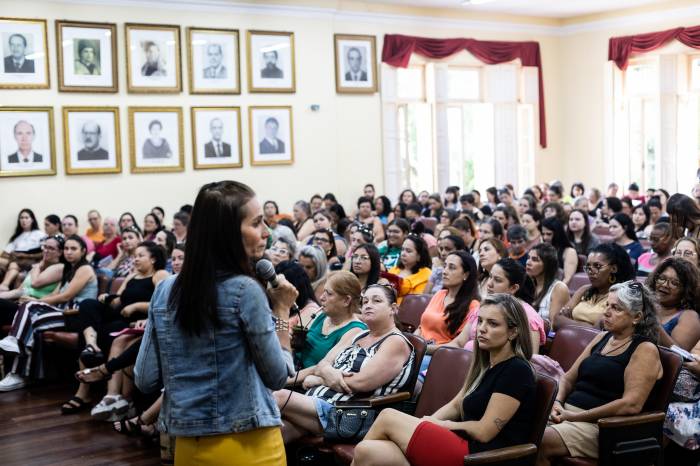 A primeira etapa de preparação para o programa iniciou-se nesta quarta-feira e prossegue em formato on-line