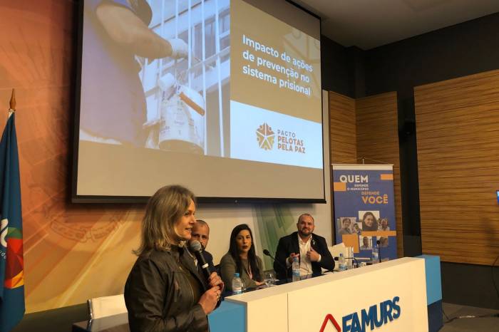 Iniciativas voltadas à prevenção terciária desenvolvidas dentro do Pacto Pelotas pela Paz, como o MOP, ArtConP e Apac, foram apresentados em seminário promovido pela Famurs