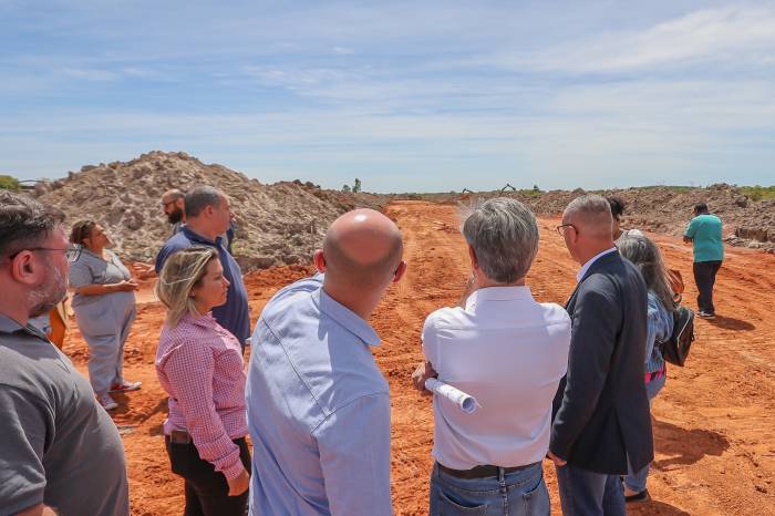 Tiveram início as obras de 250 casas térreas através do Programa Minha Casa Minha Vida