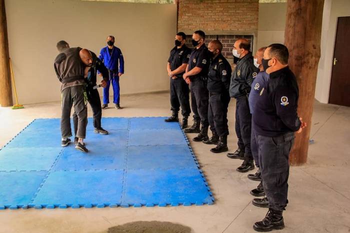 Curso é exigido por lei para que os efetivos mantenham o porte de arma funcional ativo
