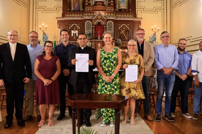 Solenidade de tombamento aconteceu nesta quinta-feira com a presença da prefeita Paula Mascarenhas junto à programação da 92ª Festa de Nossa Senhora dos Navegantes