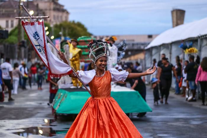 No dia 5, interessados poderão participar gratuitamente da atividade cultural que terá início às 15h no canteiro central da avenida Duque de Caxias
