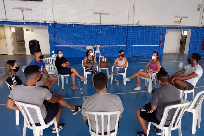 Encerra-se nesta quinta-feira (10), a formação dos profissionais que atuarão nos núcleos dos bairros