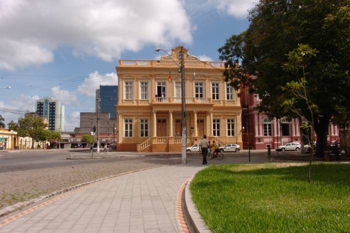 Servidores públicos municipais devem responder a pesquisa, virtualmente, no site da Prefeitura