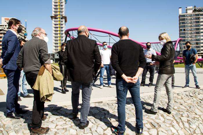 Titulares das pastas de Urbanismo e Sustentabilidade e Mobilidade Urbana estiveram no Parque Una para conhecer, de perto, o espaço pelotense que promove a inclusão social