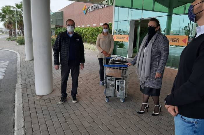 Equipamentos serão cedidos para que alunos da rede municipal possam acessar as atividades de ensino remotas desenvolvidas durante período de isolamento social