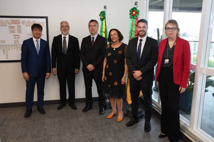 Procuradoria-Geral do Município (PGM) busca trocas de experiências para interligação do sistema JUS-PGM com o Eproc