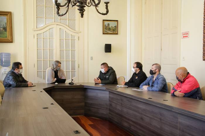 Grupo entregou documento à prefeita com dados da categoria, e medidas de prevenção para Covid-19 que poderão ser tomadas quando os espaços vierem a reabrir