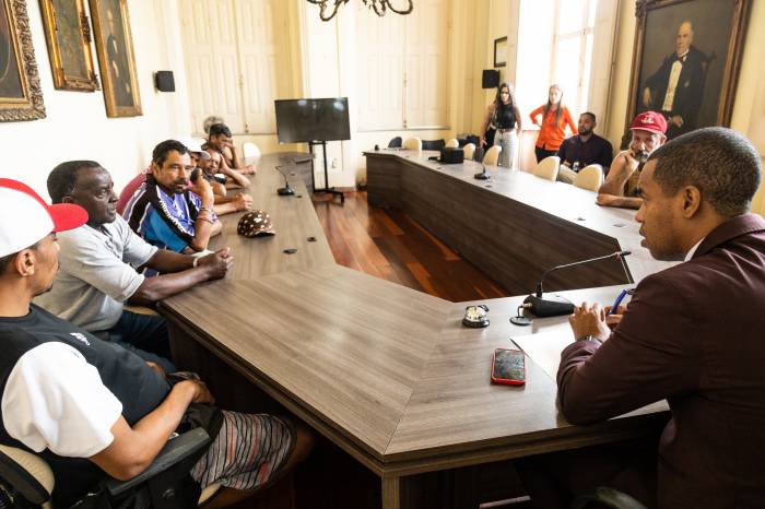 Em reunião, no Paço Municipal, houve debate sobre os maiores desafios enfrentados pela categoria