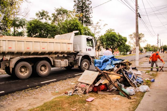 Recolhimento de materiais para descarte, acumulados nas residências e pátios, chegará a diversos pontos da cidade