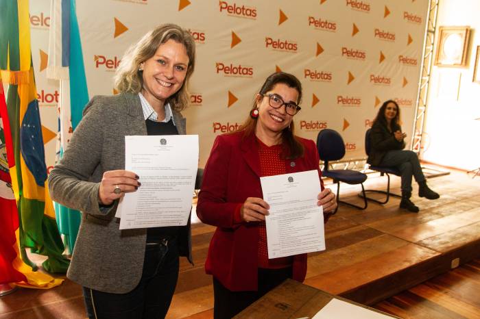 Parceria vai oportunizar a aproximação dos estudantes da rede municipal com espaços da Universidade, por meio de 20 projetos em diferentes unidades acadêmicas