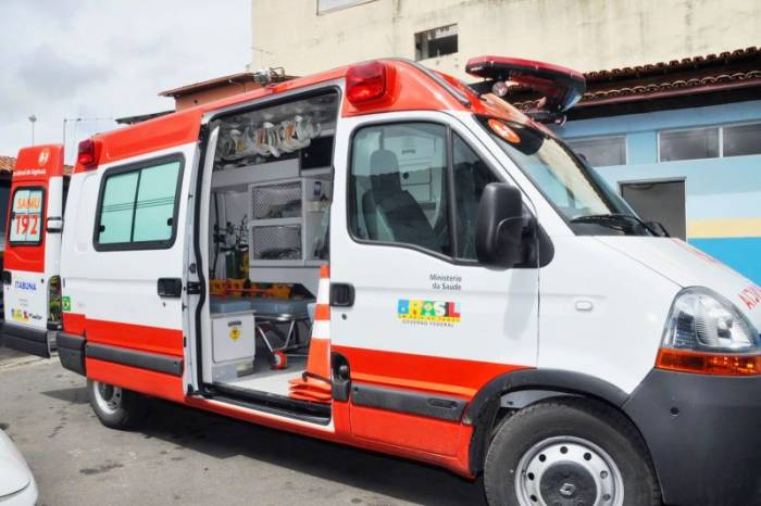Vagas destinam-se a médicos, rádio-operadores, condutores de ambulância e telefonistas