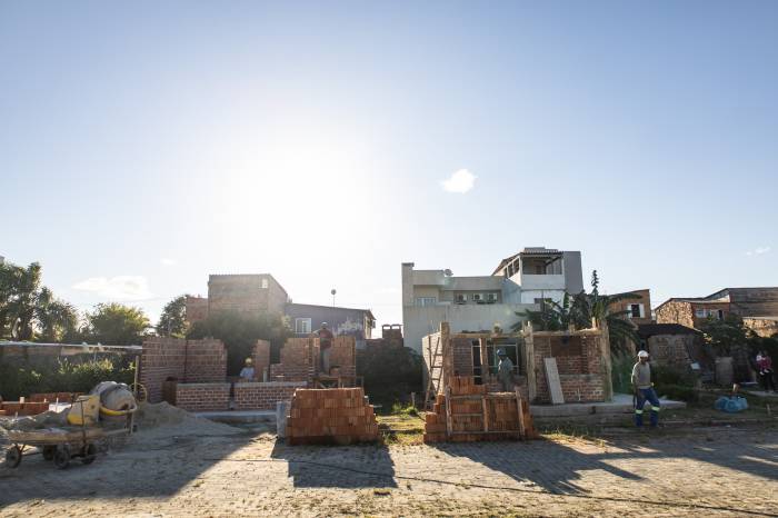 Empresa foi habilitada na licitação para a construção das unidades no bairro Getúlio Vargas, na Vila Farroupilha e na Estrada do Engenho