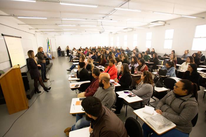 A intenção é chamar a atenção às práticas que gerem ambientes e comportamentos saudáveis