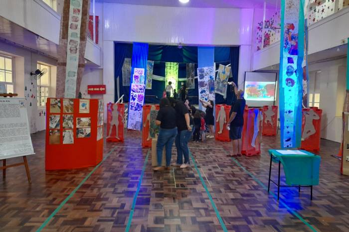 Trabalhos feitos pelos estudantes da Educação Infantil abordam obra do artista gaúcho Carlos Augusto Caminha Vergara dos Santos