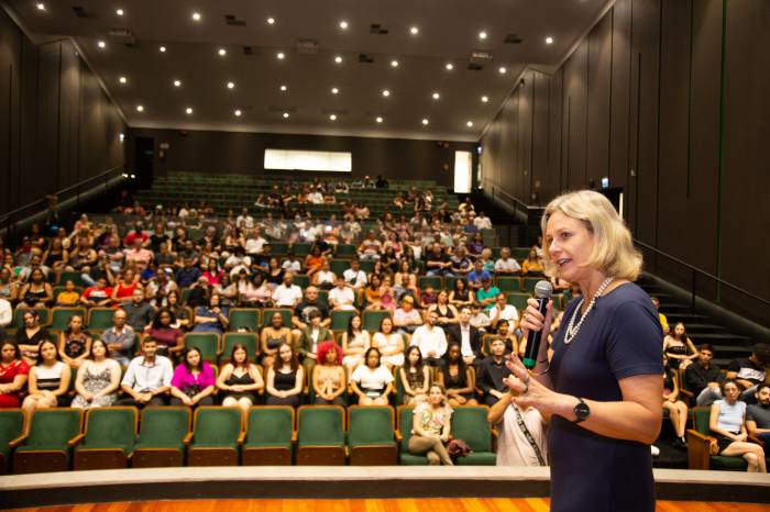 Programa municipal estimula o empreendedorismo e a qualificação profissional e já formou mais de 600 jovens