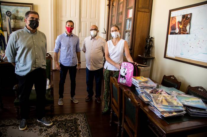 Campanha do Bairro Quartier arrecadou materiais para doação a crianças e jovens atendidos pela Secretaria de Assistência Social