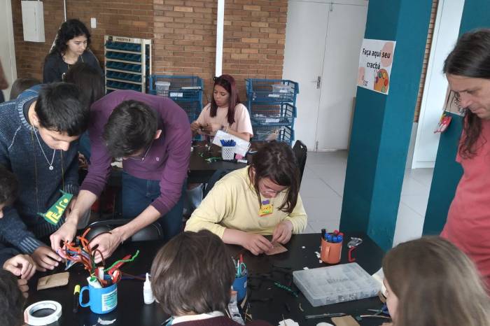 Atividade reuniu 50 estudantes de duas escolas e integra as comemorações de aniversário do Parque