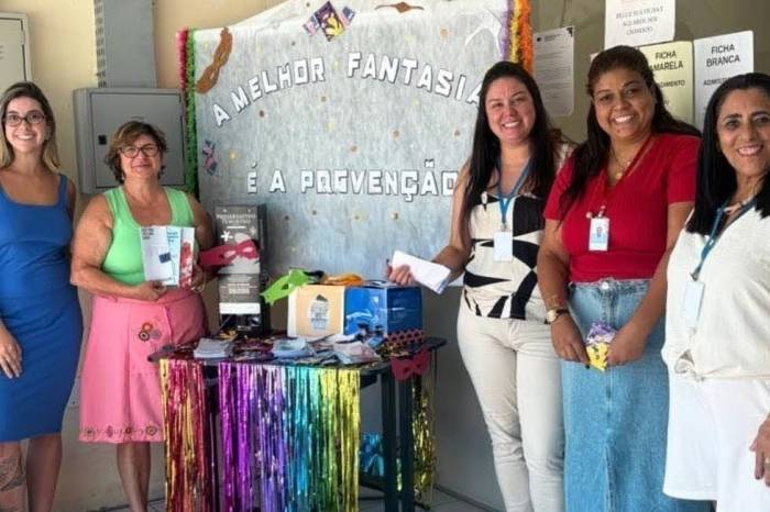 Departamento de Saúde e Segurança do Trabalho reforça distribuição de panfletos e camisinhas a servidores