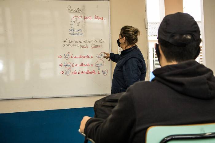 Casos de síndromes gripais entre profissionais leva Smed a suspender aulas. Educandário passará por desinfecção e retoma atividades no dia 23 de maio