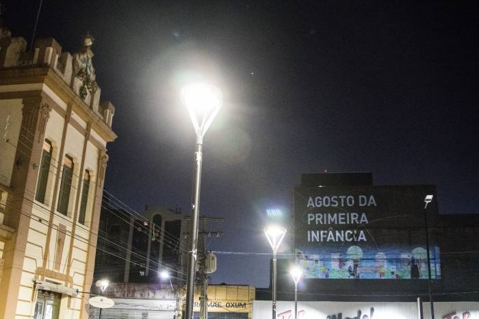 A prefeita Paula Mascarenhas acompanhou a iniciativa que faz parte do eixo Urbanismo, do Pacto Pelotas pela Paz, e visa fortalecer e desenvolver programas e políticas públicas voltadas para o público infantil