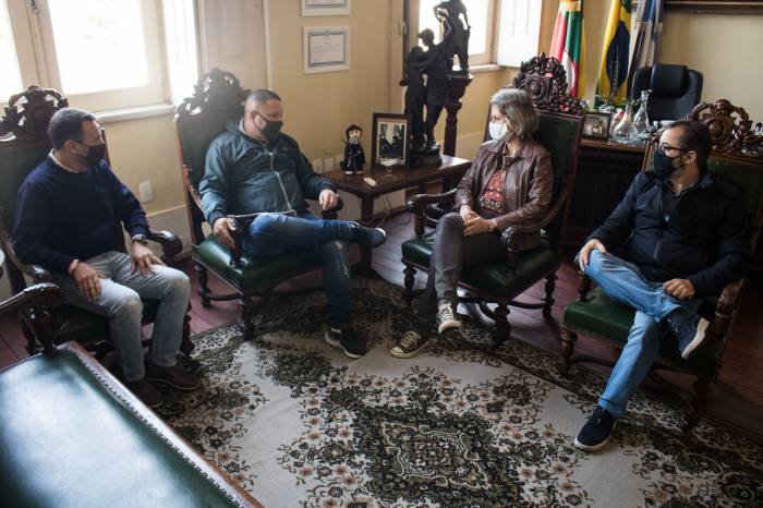 O encontro foi para tratar da busca por emendas parlamentares para o Município