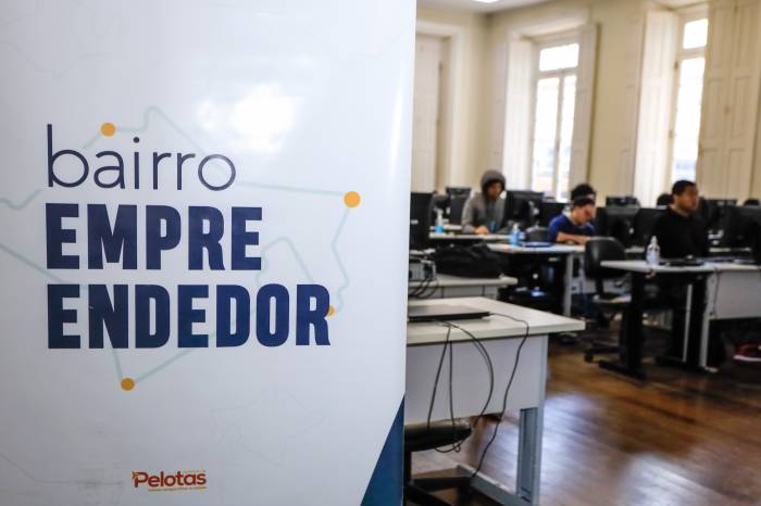 Programa de formação de jovens, realizado em parceria com a UniSenac, atenderá 60 alunos que tenham a partir de 15 anos e estejam cursando ou tenham concluído o ensino médio