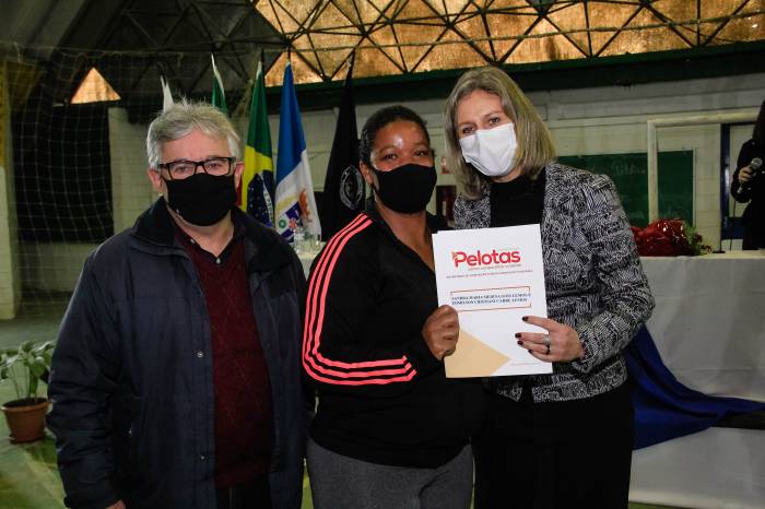 Primeira parte da regularização fundiária do Getúlio Vargas foi entregue nessa quinta-feira