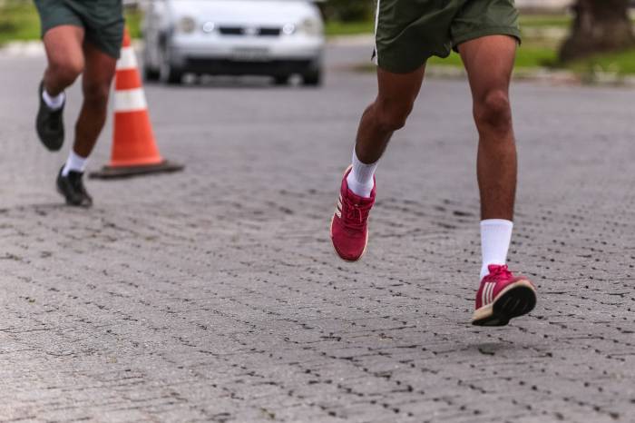 Tempo frio e chuvoso motivou a mudança no encerramento da atividade, que celebra os 208 anos de Pelotas