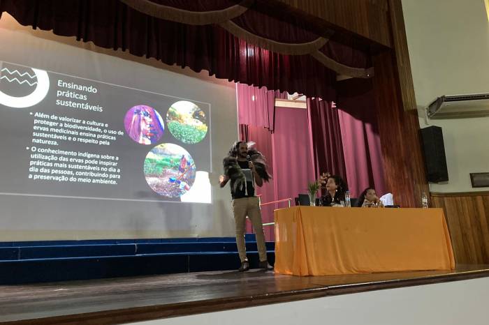 Promovido pela Prefeitura, o encontro abordou temáticas indígenas e afro-brasileiras